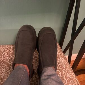 Talbots Navy blue suede mules/clogs with black soles. Size 9.